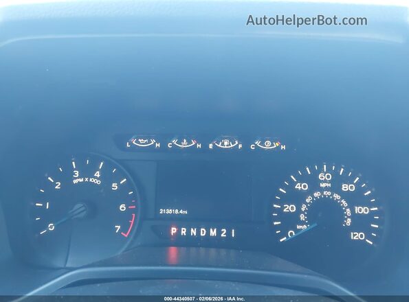 1FTEW1CP2GFB61900 2016 FORD F150 Белый Вид задних сидений