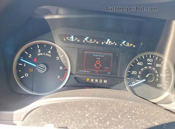 1FTEW1EG8JKF19156 2018 FORD F150 Черный Вид щитка приборов