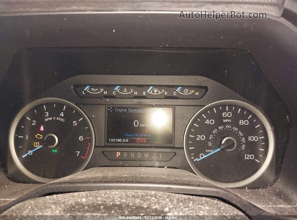 1FTEW1EP8HFA72301 2017 FORD F150 Серый Вид задних сидений