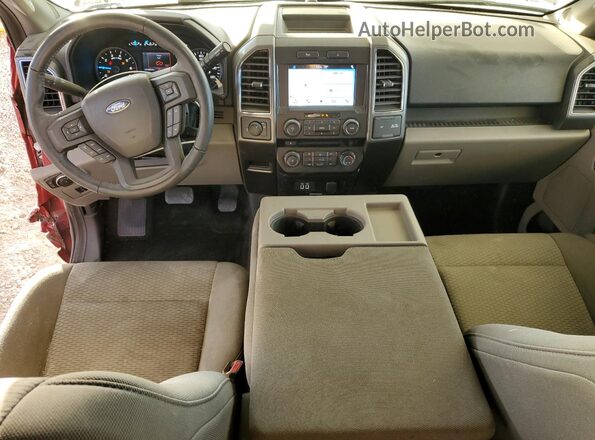 1FTEX1CF6HKD53768 2017 FORD F150 Красный Вид панели приборов