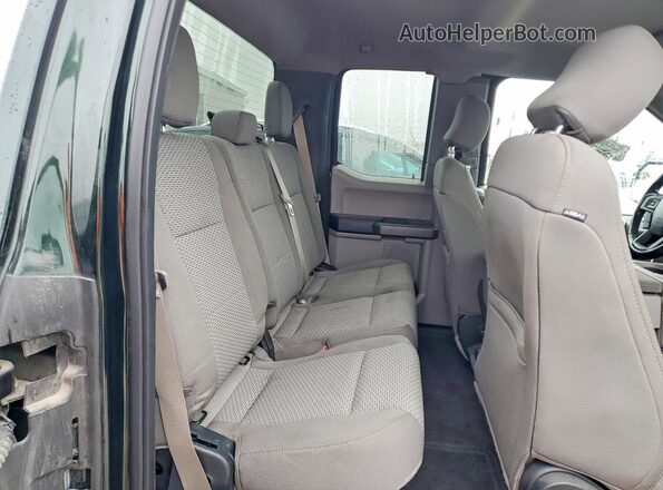 1FTEX1CF9HKD84657 2017 FORD F150 Зеленый Вид задних сидений