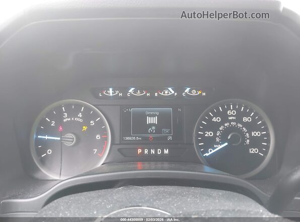 1FTFW1E56JFE55193 2018 FORD F150 Красный Вид задних сидений