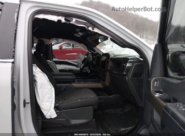 1FTFW2L57RFA32112 2024 FORD F150 Серый Вид салона спереди