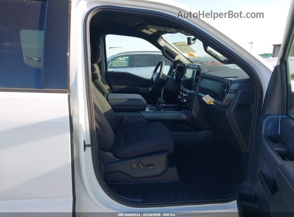 1FTFW3L87TKD21988 2026 FORD F150 Белый Вид салона спереди