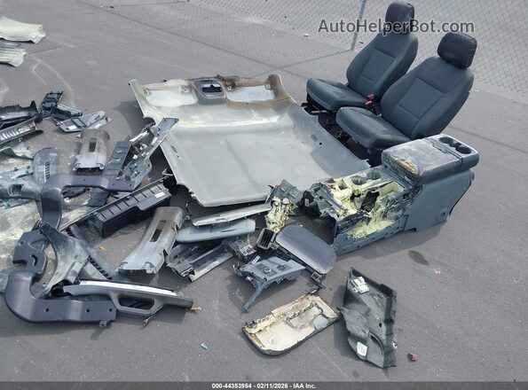 1FTFW3LD2SFB95270 2025 FORD F150 White Widok tylnych siedzeń