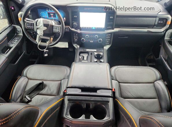 1FTFW4L87SFA27570 2025 FORD F150 Черный Вид панели приборов