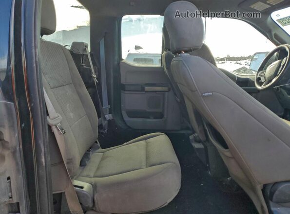 1FTFX1EG8JFA99666 2018 FORD F150 Черный Вид задних сидений