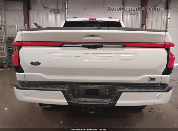 1FTVW1EV7PWG60686 2023 FORD F-150 LIGHTNING Белый 
