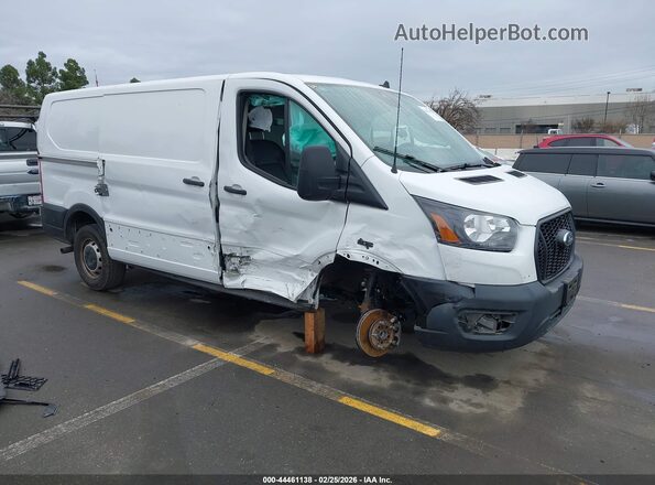 1FTYE1Y80RKA86268 2024 FORD TRANSIT-150 Белый Передняя правая четверть