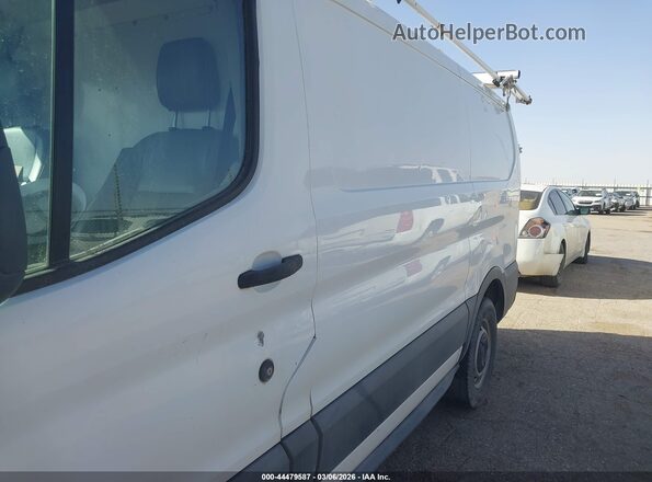 1FTYE1YM3GKB44402 2016 FORD TRANSIT-150 Белый Вид спереди