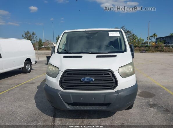 1FTYE1YM8HKA38769 2017 FORD TRANSIT-150 Белый Вид спереди