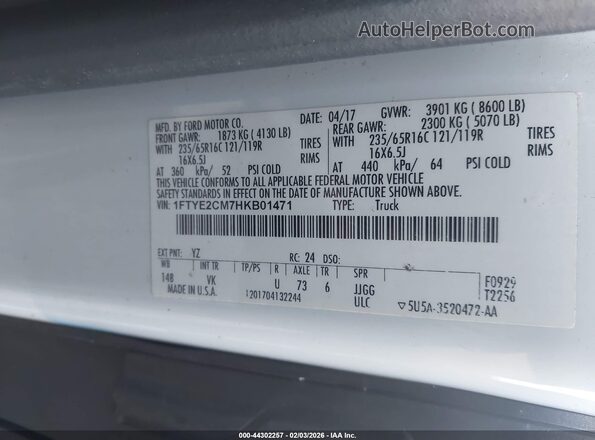 1FTYE2CM7HKB01471 2017 FORD TRANSIT-150 Blue Engine compartment view