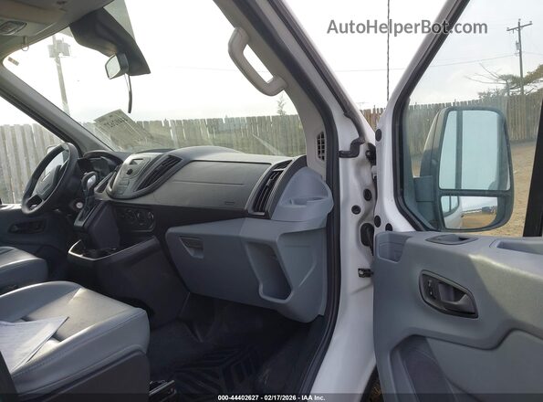 1FTYR1CM5GKA31353 2016 FORD TRANSIT-250 White Widok wnętrza z przodu