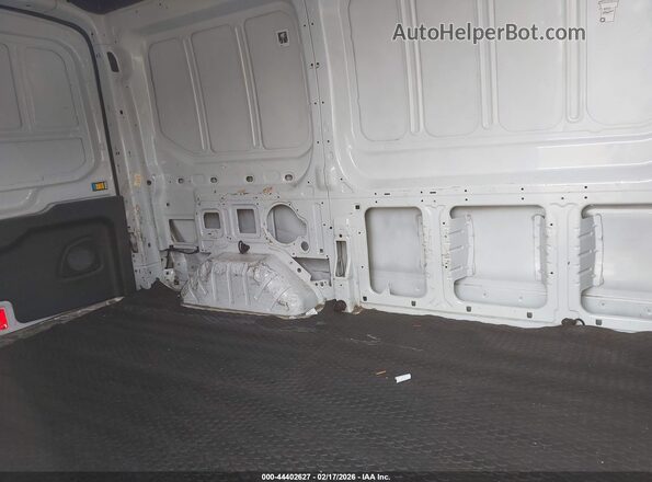1FTYR1CM5GKA31353 2016 FORD TRANSIT-250 White Widok naklejki z numerem VIN