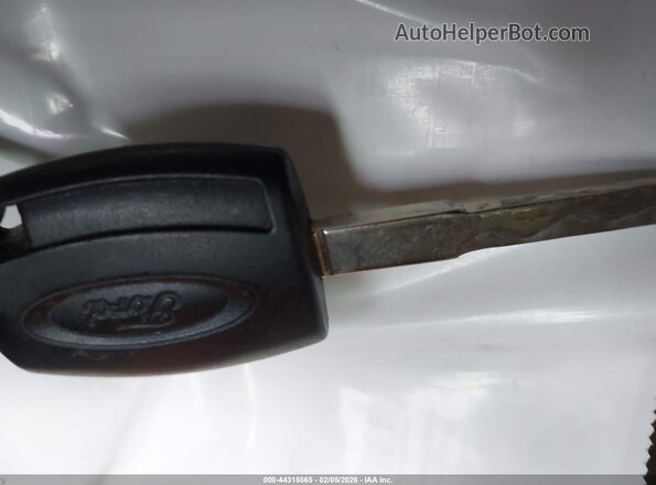 1FTYR2CM5KKA61418 2019 FORD TRANSIT-250 Белый Вид панели приборов