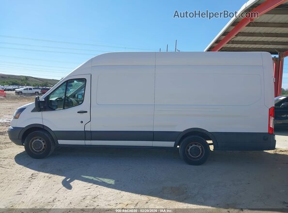 1FTYR3XM4JKB28024 2018 FORD TRANSIT-250 Белый 