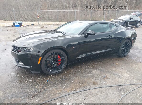 1G1FD1RS2R0119585 2024 CHEVROLET CAMARO Black წინა მარცხენა ხედი სამი მეოთხედიდან