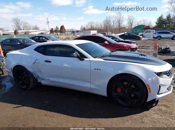 1G1FF1R73P0157779 2023 CHEVROLET CAMARO White Rear interior view