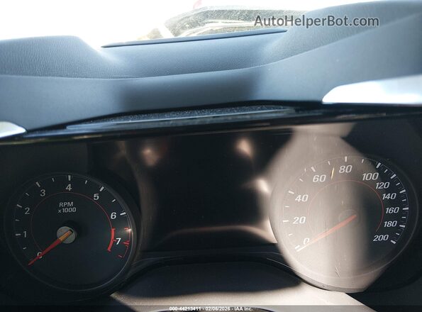 1G1FK1R60P0158990 2023 CHEVROLET CAMARO Серебряный Вид задних сидений