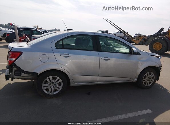 1G1JB5SH3H4135498 2017 CHEVROLET SONIC Серебряный Панорамный вид салона 360°
