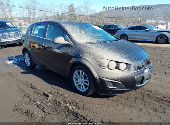 1G1JC6SB0G4183523 2016 CHEVROLET SONIC Черный Передняя правая четверть