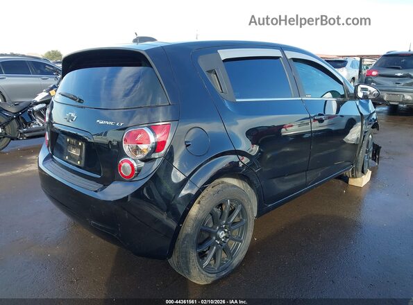 1G1JC6SH6G4165774 2016 CHEVROLET SONIC Черный Задняя правая четверть
