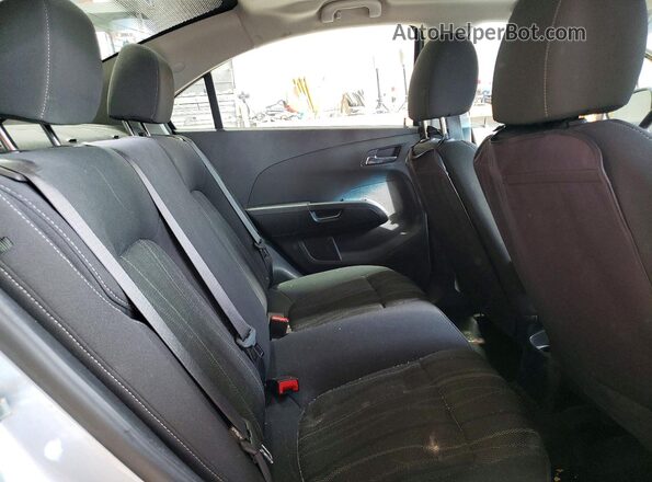 1G1JD5SH4J4101683 2018 CHEVROLET SONIC Синий Вид задних сидений