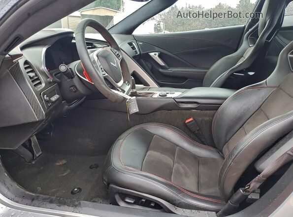 1G1YM2D79H5118078 2017 CHEVROLET CORVETTE Silver Widok wnętrza z przodu