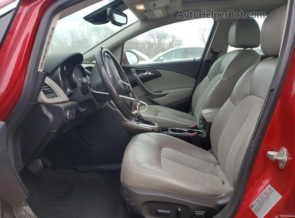 1G4PR5SK8H4103134 2017 BUICK VERANO Red Widok deski rozdzielczej