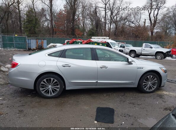 1G4ZP5SS0JU146581 2018 BUICK LACROSSE Серебряный Вид задней части салона