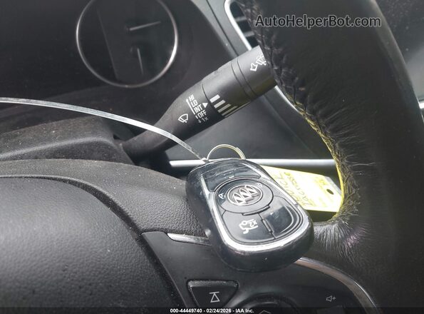 1G4ZP5SS7HU136611 2017 BUICK LACROSSE Черный Вид панели приборов