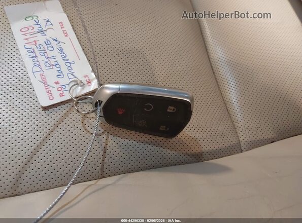 1G6AX5SX7K0101405 2019 CADILLAC CTS  Вид панели приборов