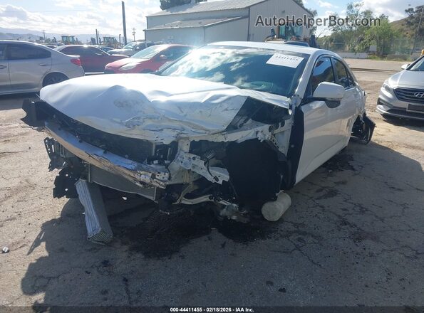 1G6DC5RK7R0114944 2024 CADILLAC CT4 White Przód lewy