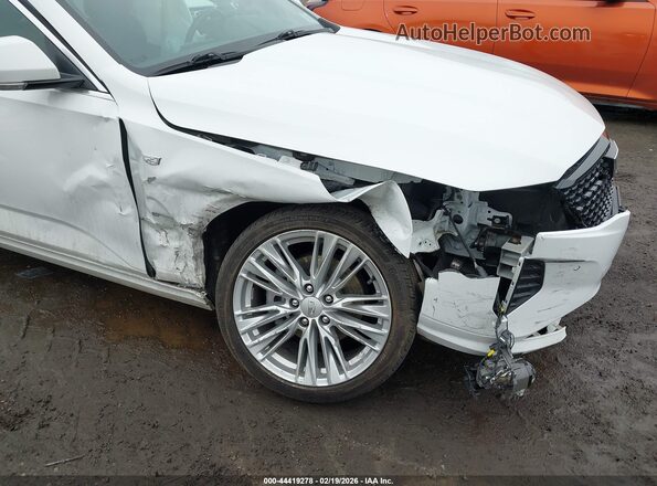 1G6DF5RK8N0106613 2022 CADILLAC CT4 White Widok z przodu
