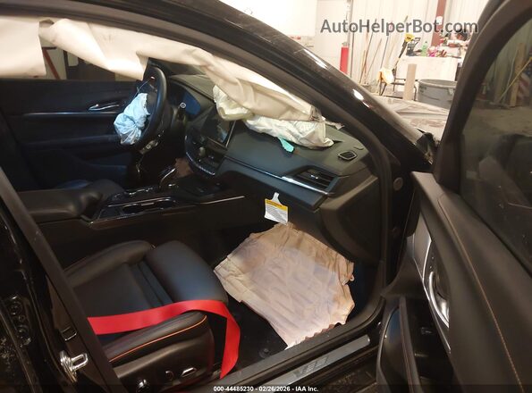 1G6DH5RL0T0101700 2026 CADILLAC CT4 Черный Вид салона спереди