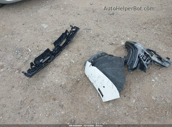 1G6DN5RK6S0110352 2025 CADILLAC CT5 Белый Вид панели приборов