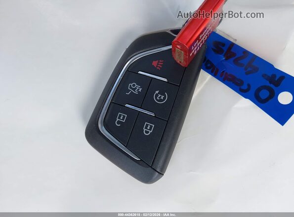 1G6DN5RK6T0104245 2026 CADILLAC CT5 Белый Вид панели приборов