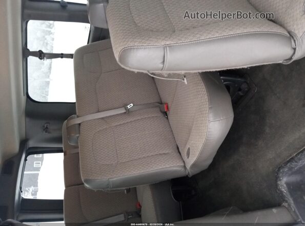 1GAWGEFFXG1315609 2016 CHEVROLET EXPRESS Белый Вид задних сидений