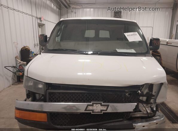 1GAZGPFG5G1259788 2016 CHEVROLET EXPRESS Белый Вид щитка приборов