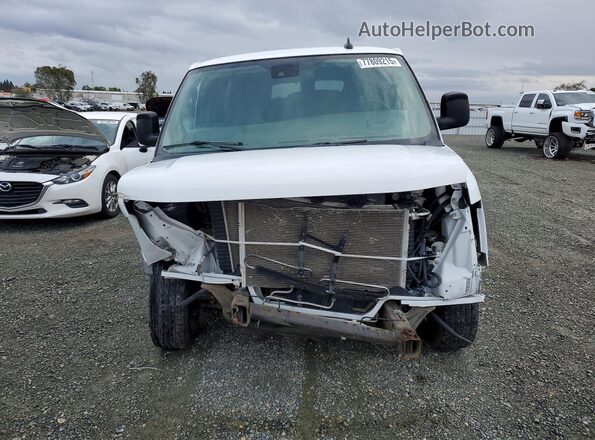 1GAZGPFG5K1258116 2019 CHEVROLET EXPRESS Белый Вид спереди