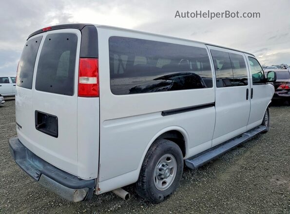 1GAZGPFG5K1258116 2019 CHEVROLET EXPRESS Белый Задняя правая четверть