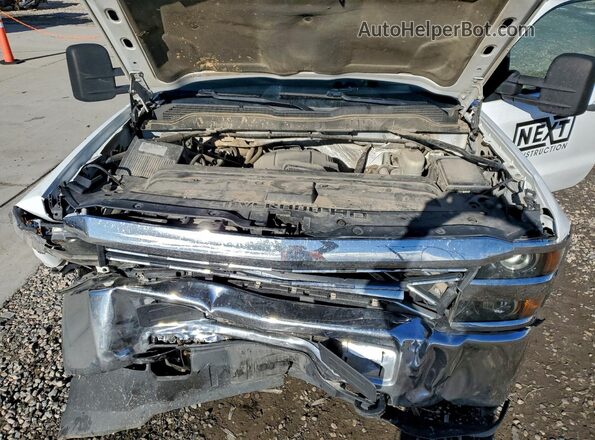 1GC0KUEG2GZ323060 2016 CHEVROLET SILVERADO Белый Вид задней части салона