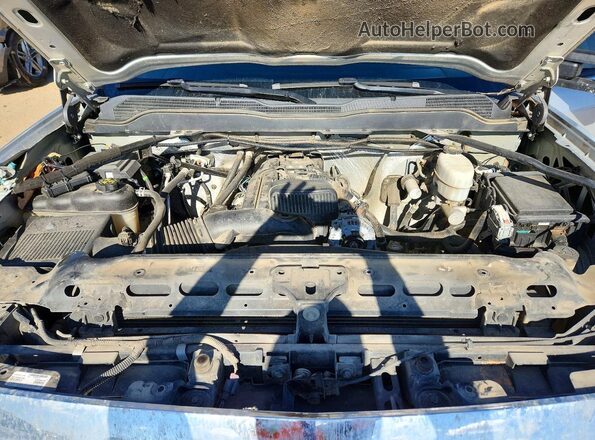 1GC1KVEG9JF201699 2018 CHEVROLET 2500 Серебряный Вид задней части салона