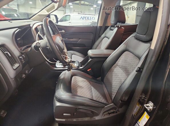 1GCGTDEN0H1277397 2017 CHEVROLET COLORADO Black Вид салону спереду