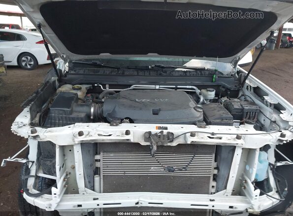 1GCHTCEN2J1109331 2018 CHEVROLET COLORADO White Вид ззаду