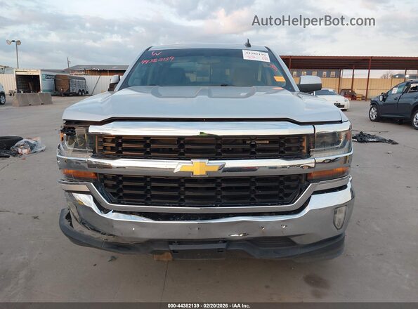1GCPCREC4JF213996 2018 CHEVROLET SILVERADO Серебряный Вид задней части салона