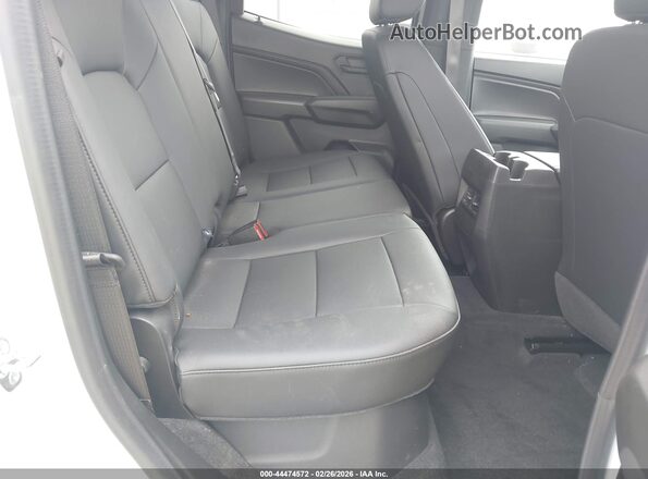1GCPTEEK3T1102422 2026 CHEVROLET COLORADO White Vista de la etiqueta del VIN
