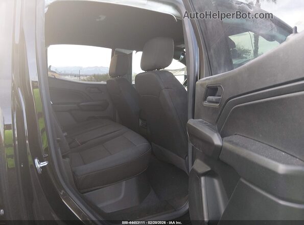 1GCPTEEK6T1135172 2026 CHEVROLET COLORADO Black Vista de la etiqueta del VIN