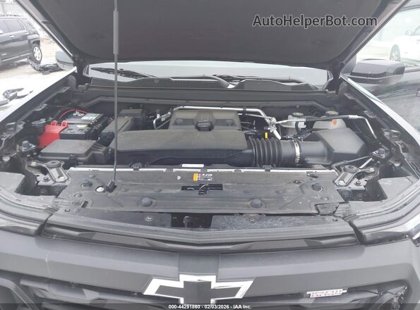 1GCPTEEKXS1131477 2025 CHEVROLET COLORADO Черный Вид сзади