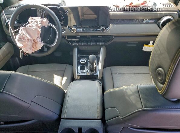 1GCPTFEKXS1203008 2025 CHEVROLET COLORADO Синий Вид панели приборов